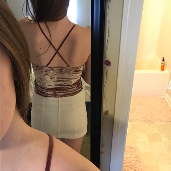 pink velvet tank top - Picture 2 of 4